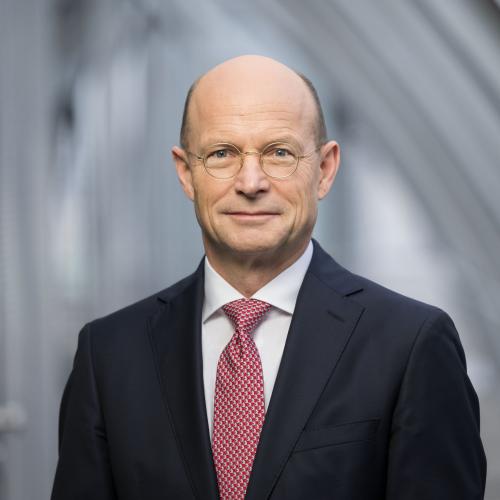 Dr. 	Ulrich	Reuter 