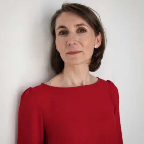 Dr. Claudia Major