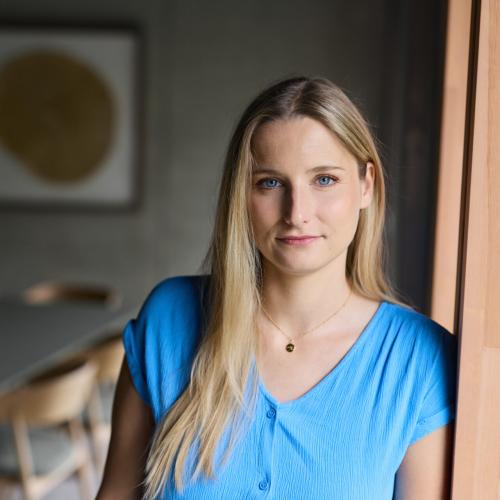 Josephine Ballon